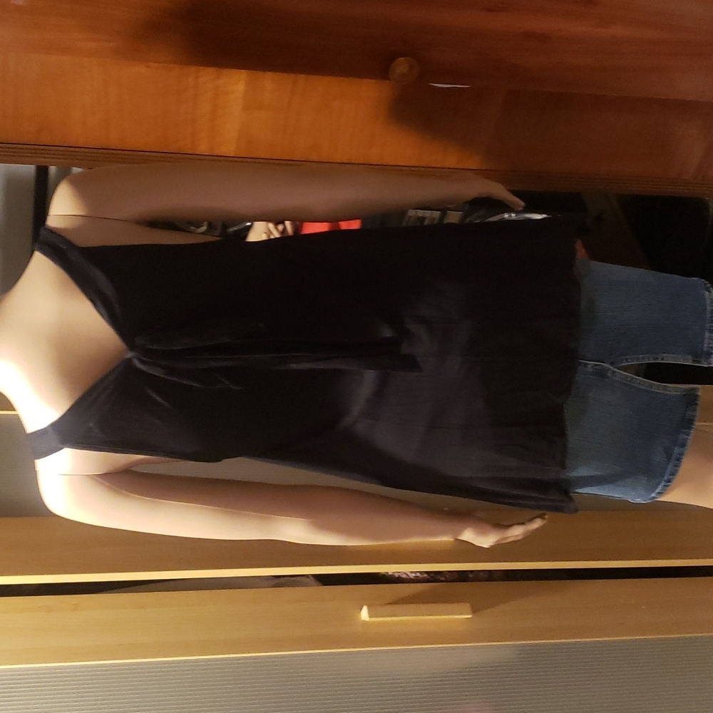 tank top - Picture 5 of 8